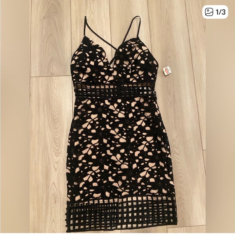 Sexy elegance black lace look mini dress - Picture 2 of 2